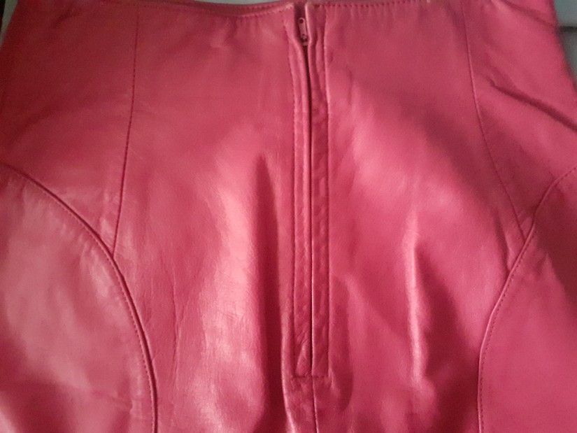 FUSTA DE PIELE ROZ INCHIS