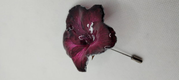 Brosa unicat, brosa floare naturala, brosa muscata