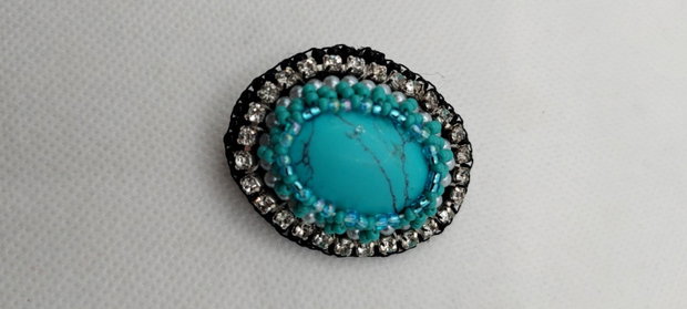 Brosa unicat, brosa handmade, brosa cu cristale naturale