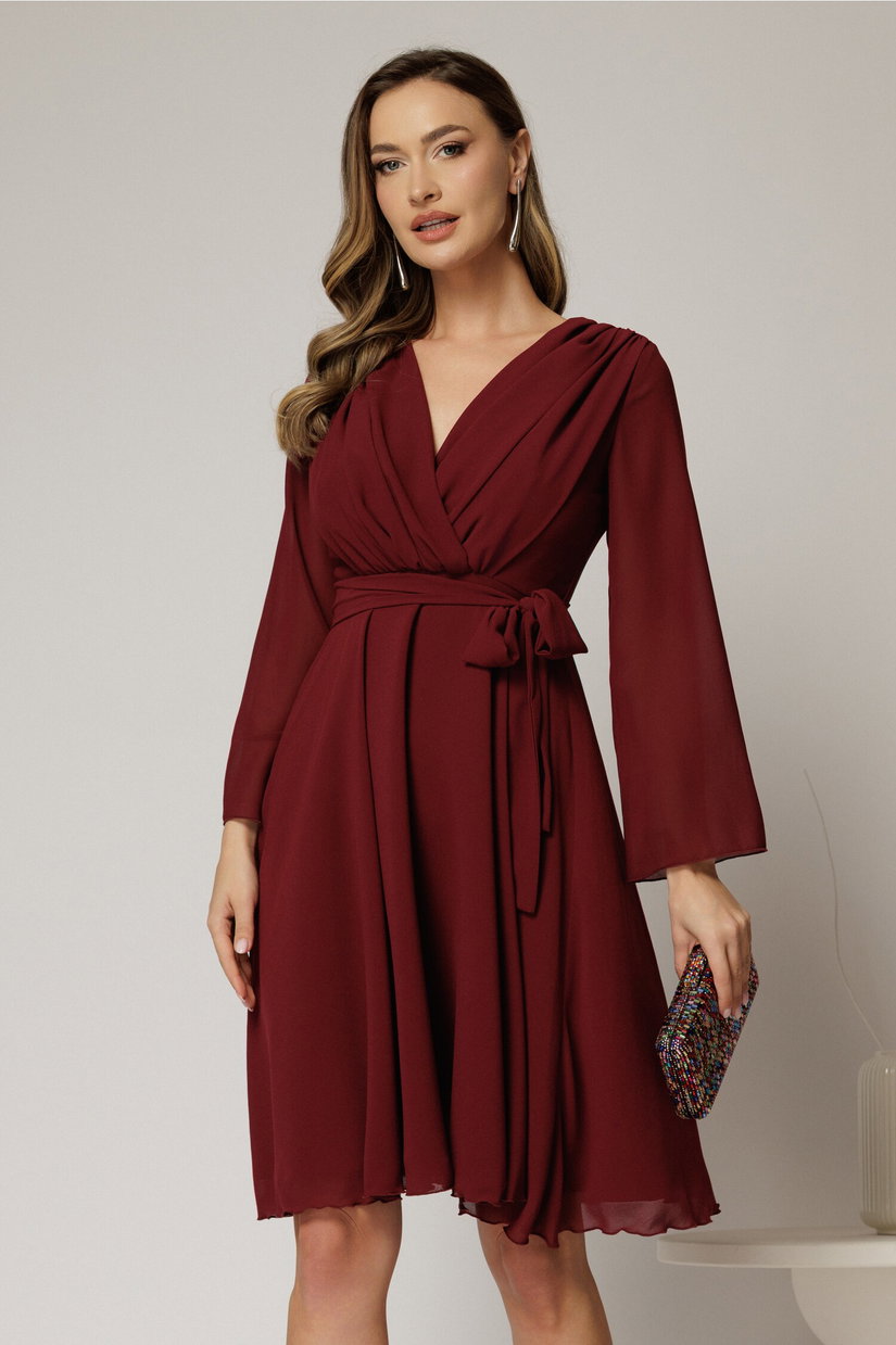 Rochie DY Fashion scurta din voal bordo cu decolteu petrecut si cordon in talie