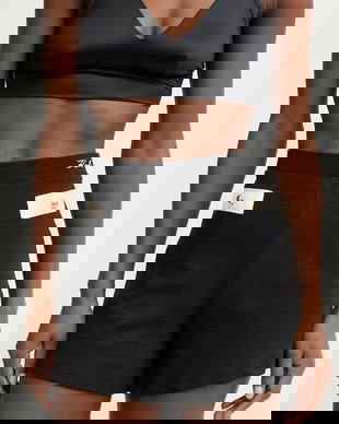 Karl Lagerfeld pantaloni scurți pentru femei