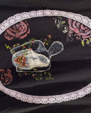 Tricou romantic pictat manual