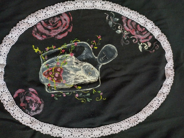 Tricou pictat manual