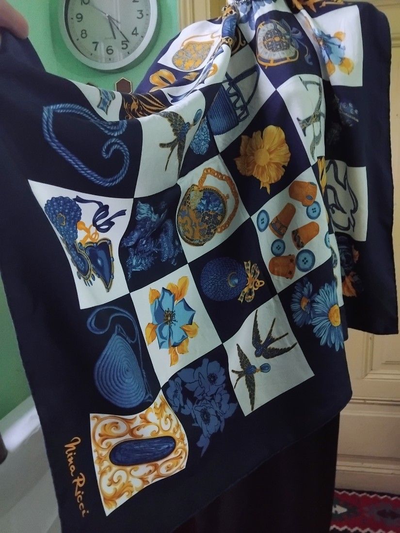 Esarfa Nina Ricci, matase