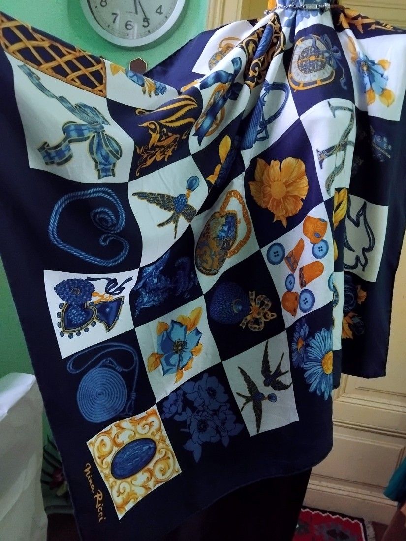 Esarfa Nina Ricci, matase