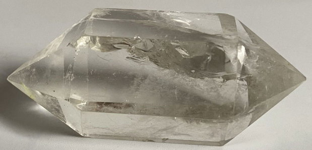 Cuart Transparent (Cristal de Stanca) - Obelisc cu varf dublu