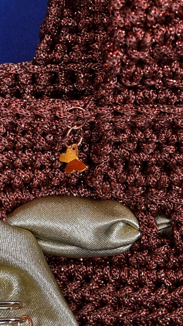 Geantă croșetată handmade elegantă maro cu fundă satin ElaD by Elenas Craft