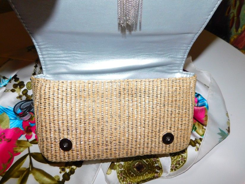 Poseta noua, eleganta,  bareta lunga,  esarfa noua  cadou, designer, italia, matase naturala