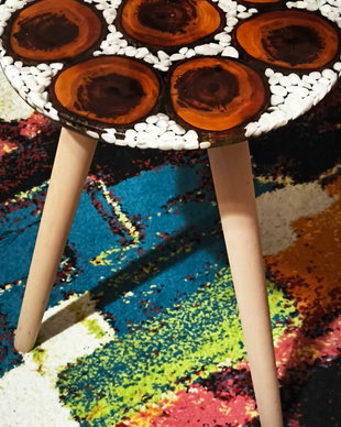 Măsuță de cafea handmade din lemn și rășină