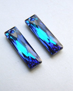 Pandantiv Swarovski - Queen Baguette 25 mm (6465-BB)