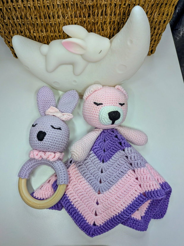 Set handmade pentru bebeluși jucărie de alint + zornăitoare