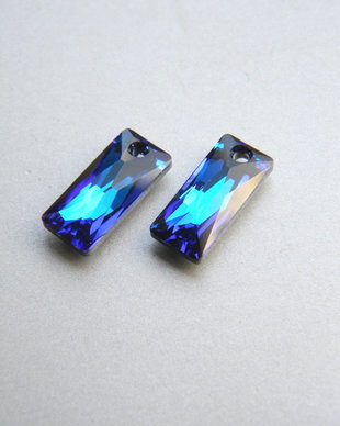 Pandantiv Swarovski - Queen Baguette 13 mm (6465-BB)