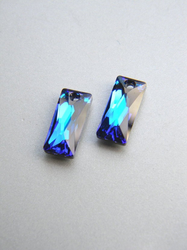 Pandantiv Swarovski - Queen Baguette 13 mm (6465-BB)