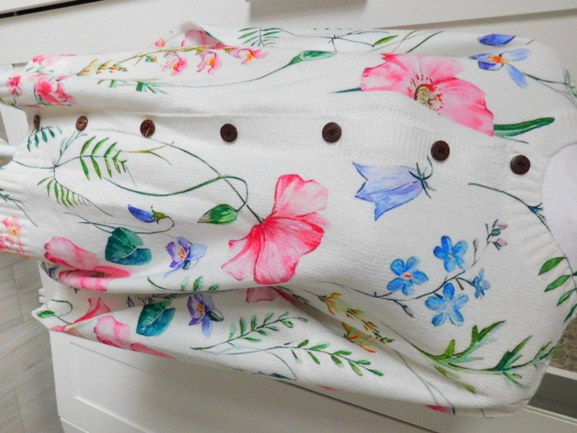 Cardigan nou, deosebit, floral , masura 52 - 54