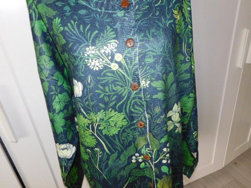 Cardigan nou , deosebit, masura 52 - 54