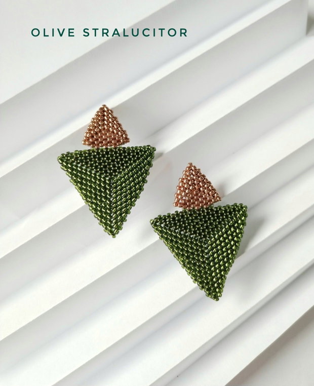 Cercei triunghi olive