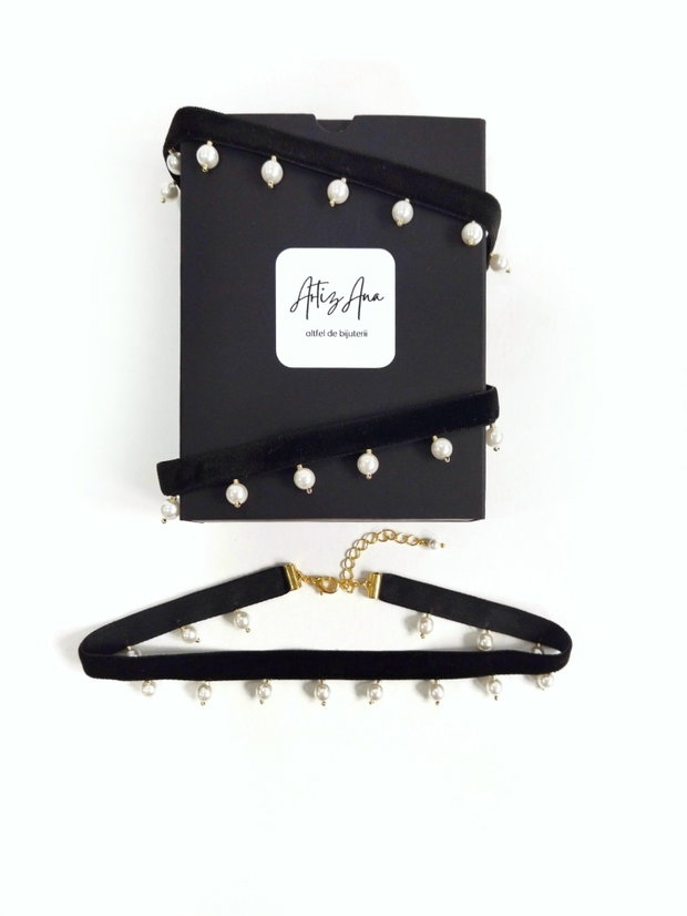 Colier tip choker cu perle