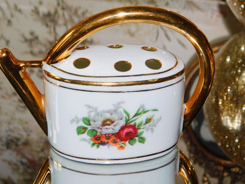 Portelan Franta , Limoges,  obiect decor deosebit, aur coloidal