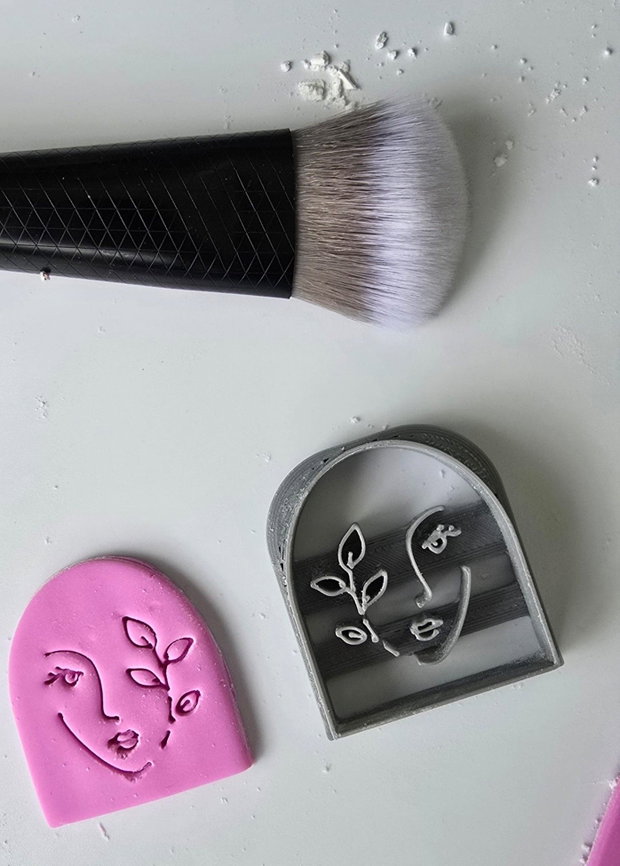 Decupator Lady 1 | Cutter polymer clay | Unealtă pentru bijuterii handmade