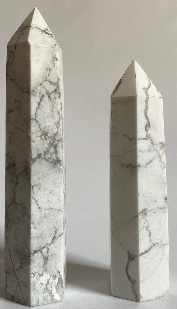 Howlit - Set Obelisc piatra semipretioasa
