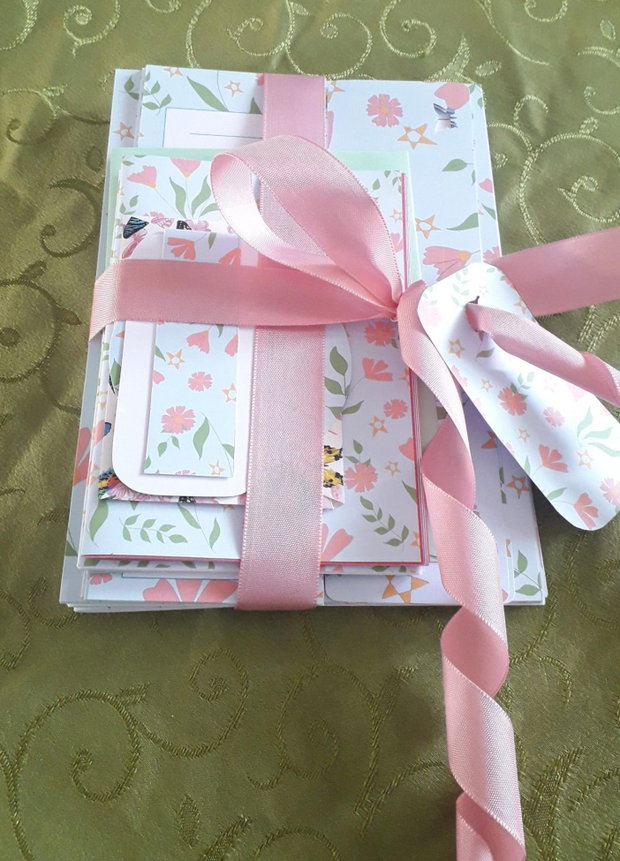 Set creativ de caiete personalizate