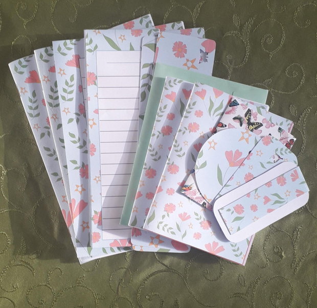 Set creativ de caiete personalizate