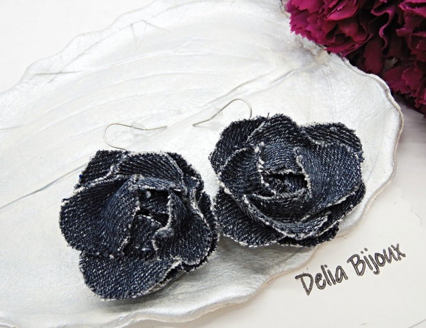 Cercei statement din blugi reciclat flori handmade (cod1417)