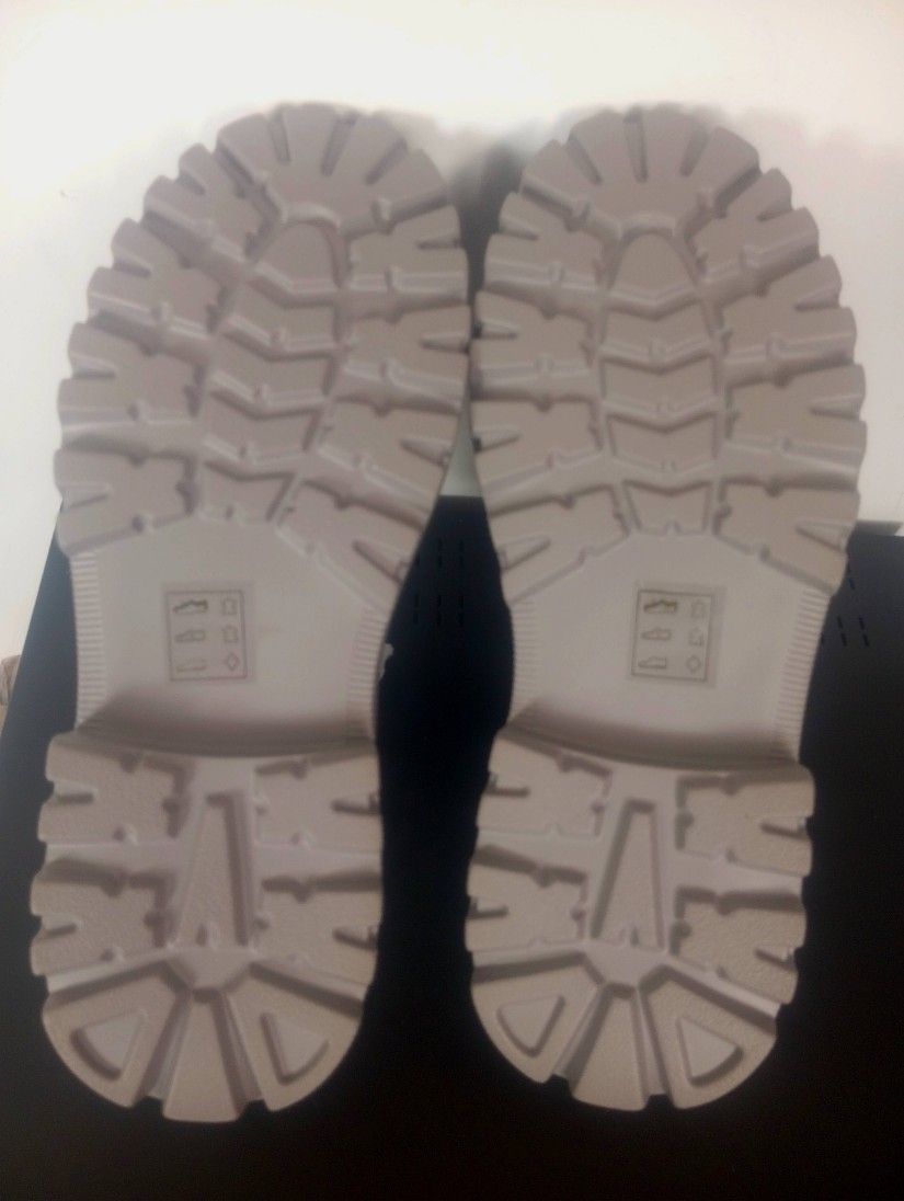 Pantofi piele lacuita gri pastel 40