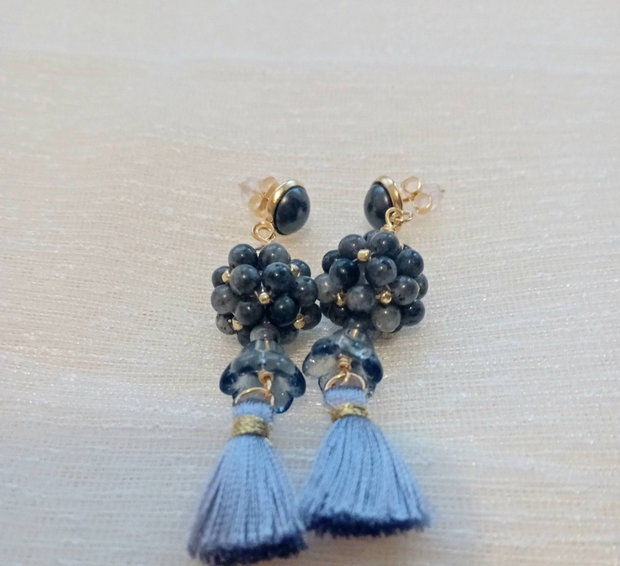 Cercei labradorit, perla swarovski, baze placate aur, ciucure vascoza