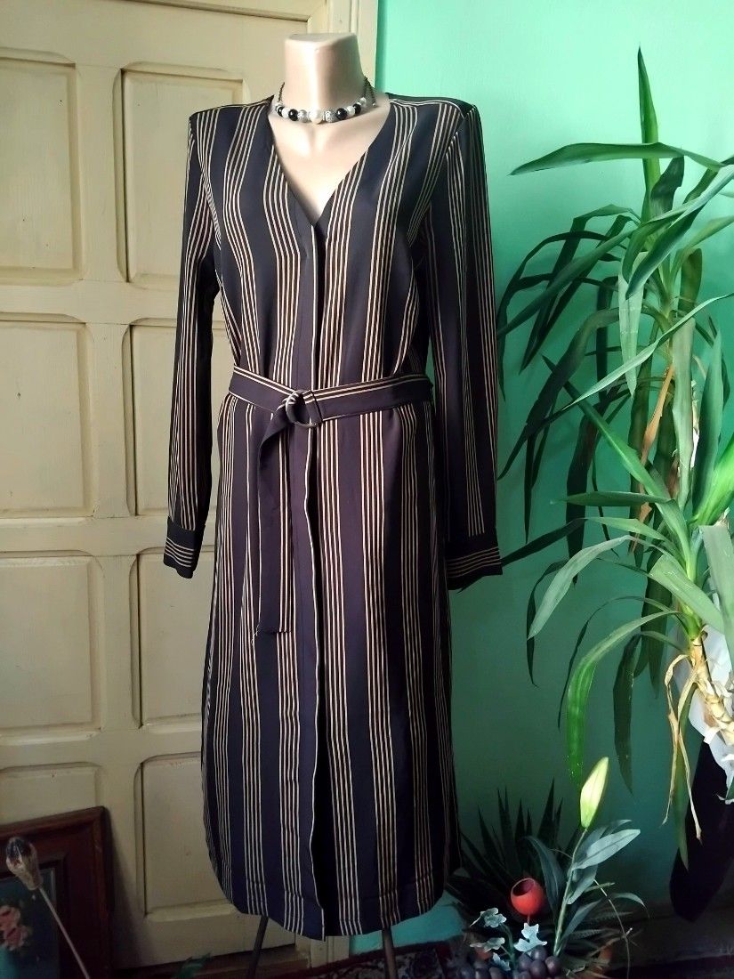 Rochie in dungi verticale bej- maron