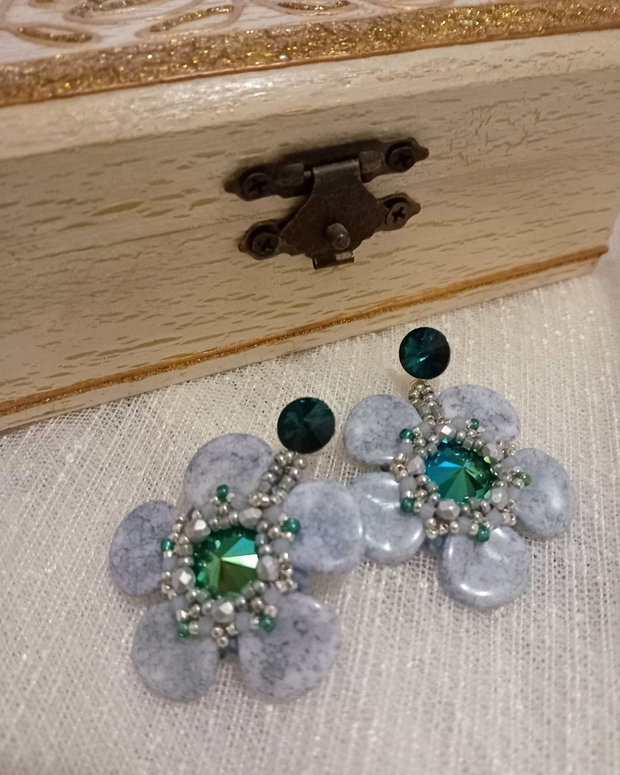 Cercei florali,cristale swarovski,rose petals