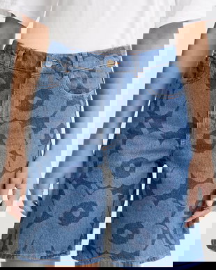 Marimekko Bermupentru femei, din denim