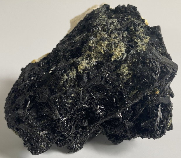 Turmalina Cristalizata - Specimen piatra semipretioasa