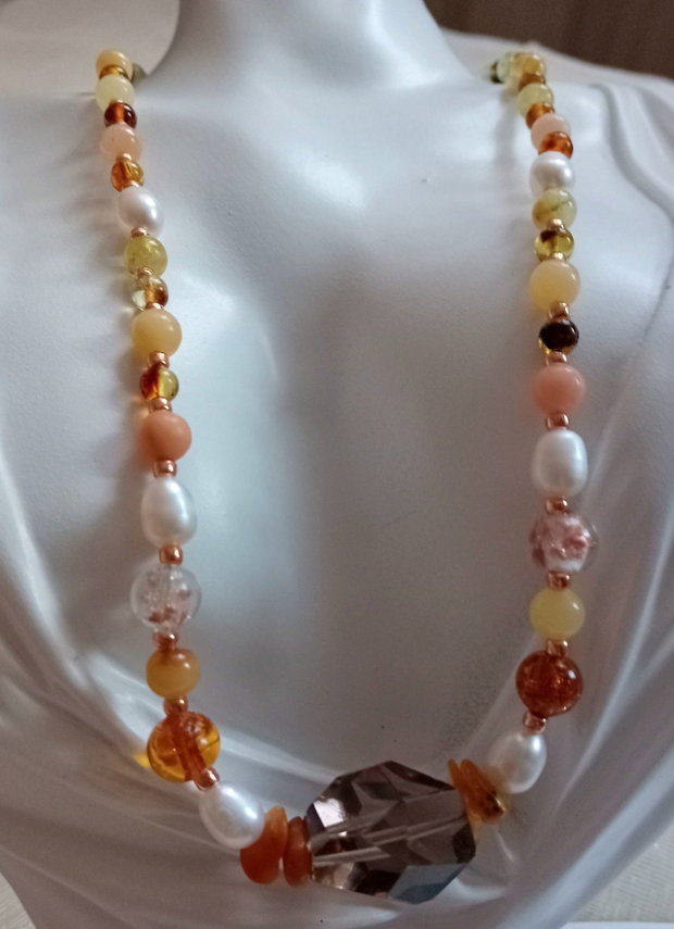 Colier chihlimbar,prehnit,quartz,perle cultura