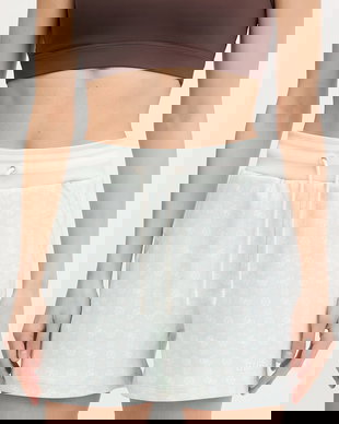 Guess pantaloni scurți de trening de damă AGGIE