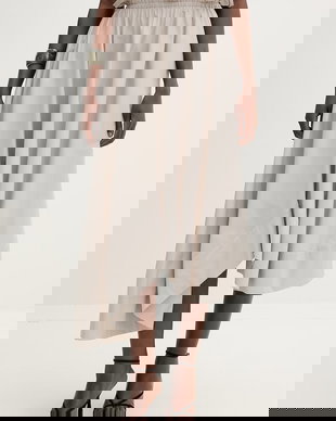 Isabelle Blanche Fustă