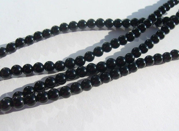 Onix 4-4.5 mm - 20 cm (0.5 sir) - 52 bucati