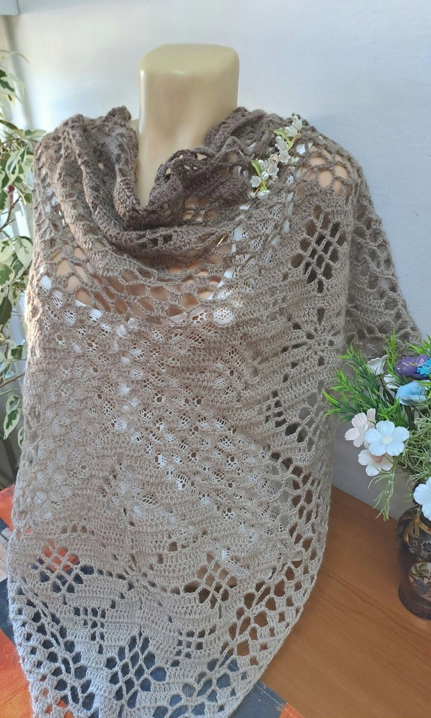 Șal dantelat