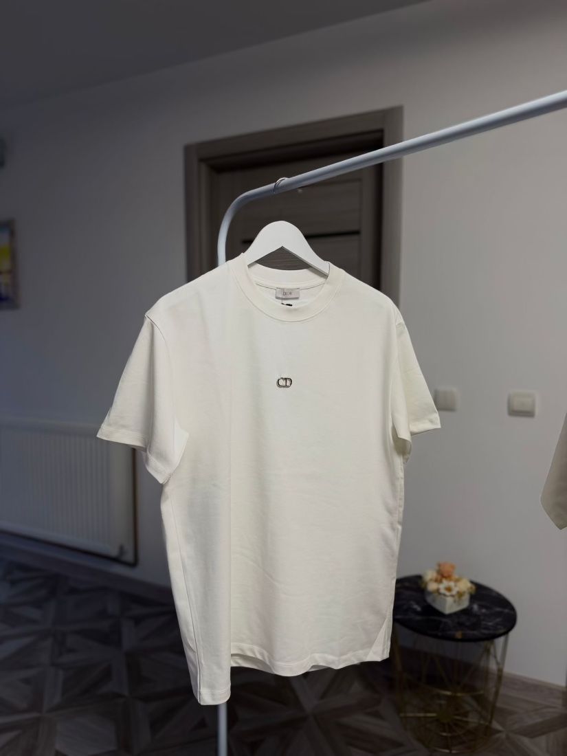 Tricou bărbați stil Dior (replică 1:1)