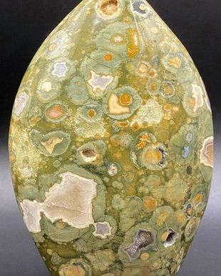 Riolit - Sculptura piatra semipretioasa