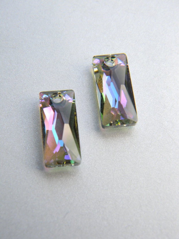 Pandantiv Swarovski - Queen Baguette 13 mm (6465-PSH)