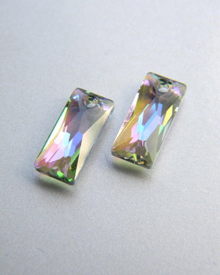 Pandantiv Swarovski - Queen Baguette 13 mm (6465-PSH)