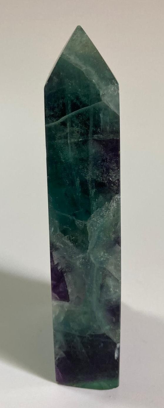 Fluorit Rainbow (Curcubeu) - Obelisc brut din piatra semipretioasa