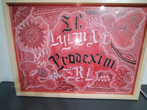 Desene .mesaje .logouri de firma personalizate