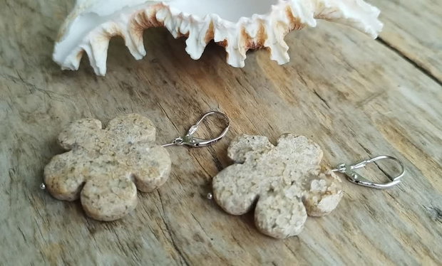 Cercei cu flori mari - jasp, argint rodiat