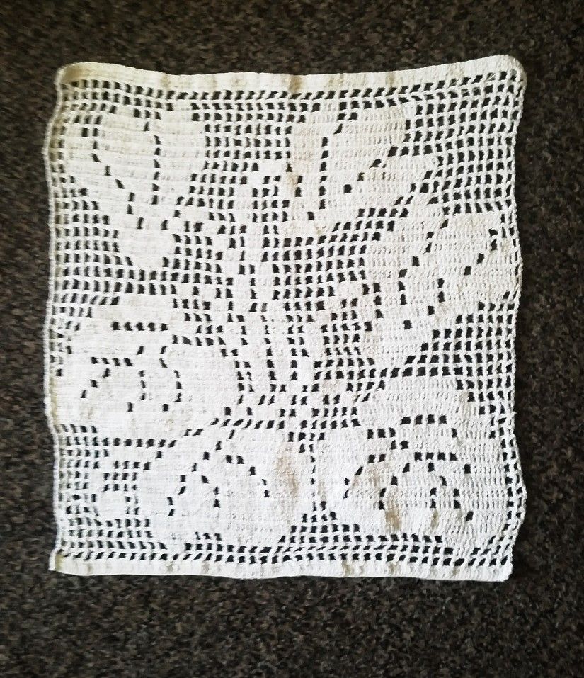 aplicatie dreptunghiulara  crosetata  crem 34/26 cm