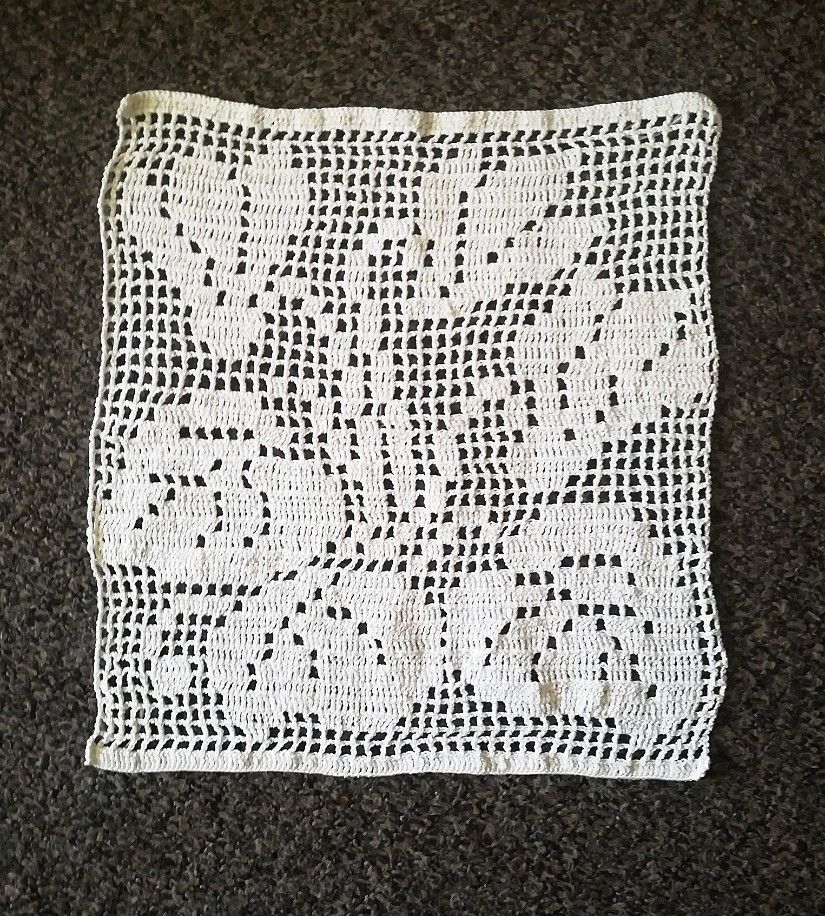 aplicatie dreptunghiulara  crosetata  crem 34/26 cm