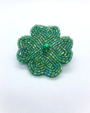 Broșă handmade trifoi cu patru foi