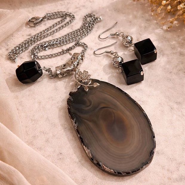 SET~DARK ELEMENT~agata,onix,inox