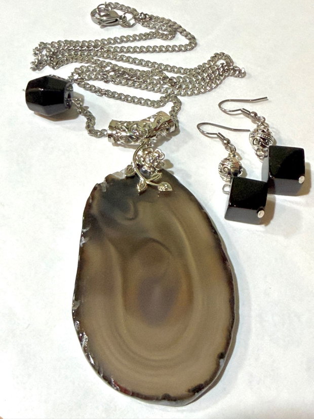 SET~DARK ELEMENT~agata,onix,inox